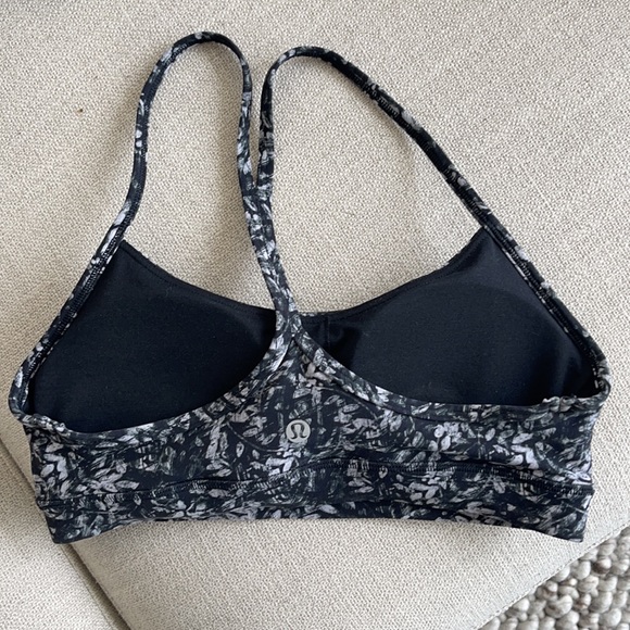Flow Y Bra Lululemon - Picture 3 of 4